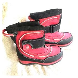 Boys 7 Winter Boots Lands End Red